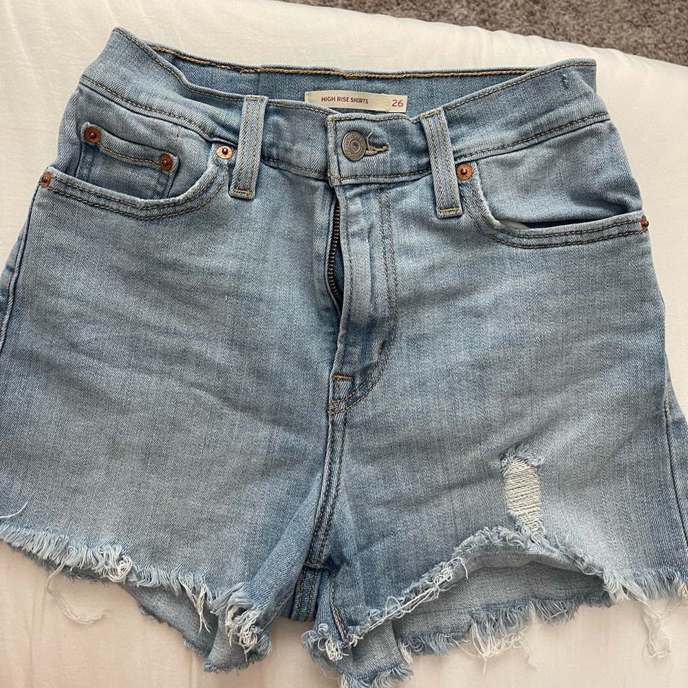 Levi shorts
